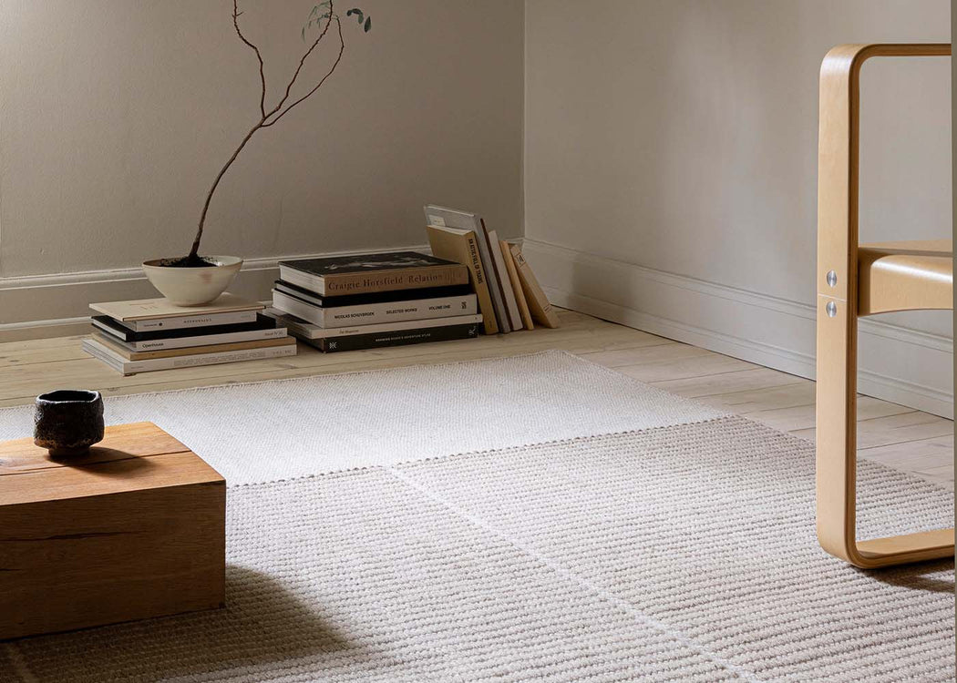 Poetic Grid Rug Beige