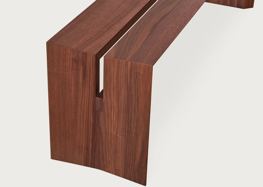 Antera Bench Walnut