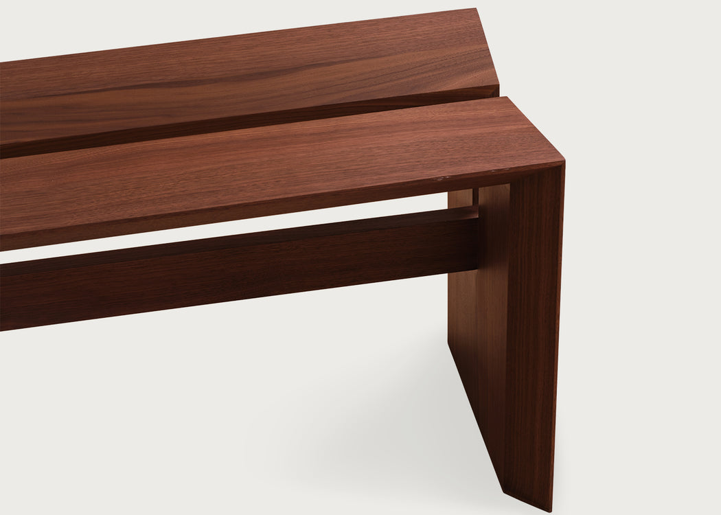 Antera Bench Walnut