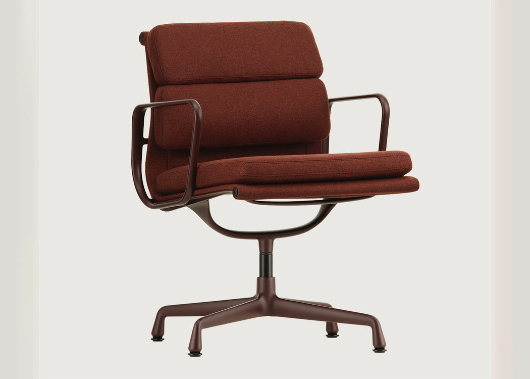 Eames Soft Pad Chair EA 208