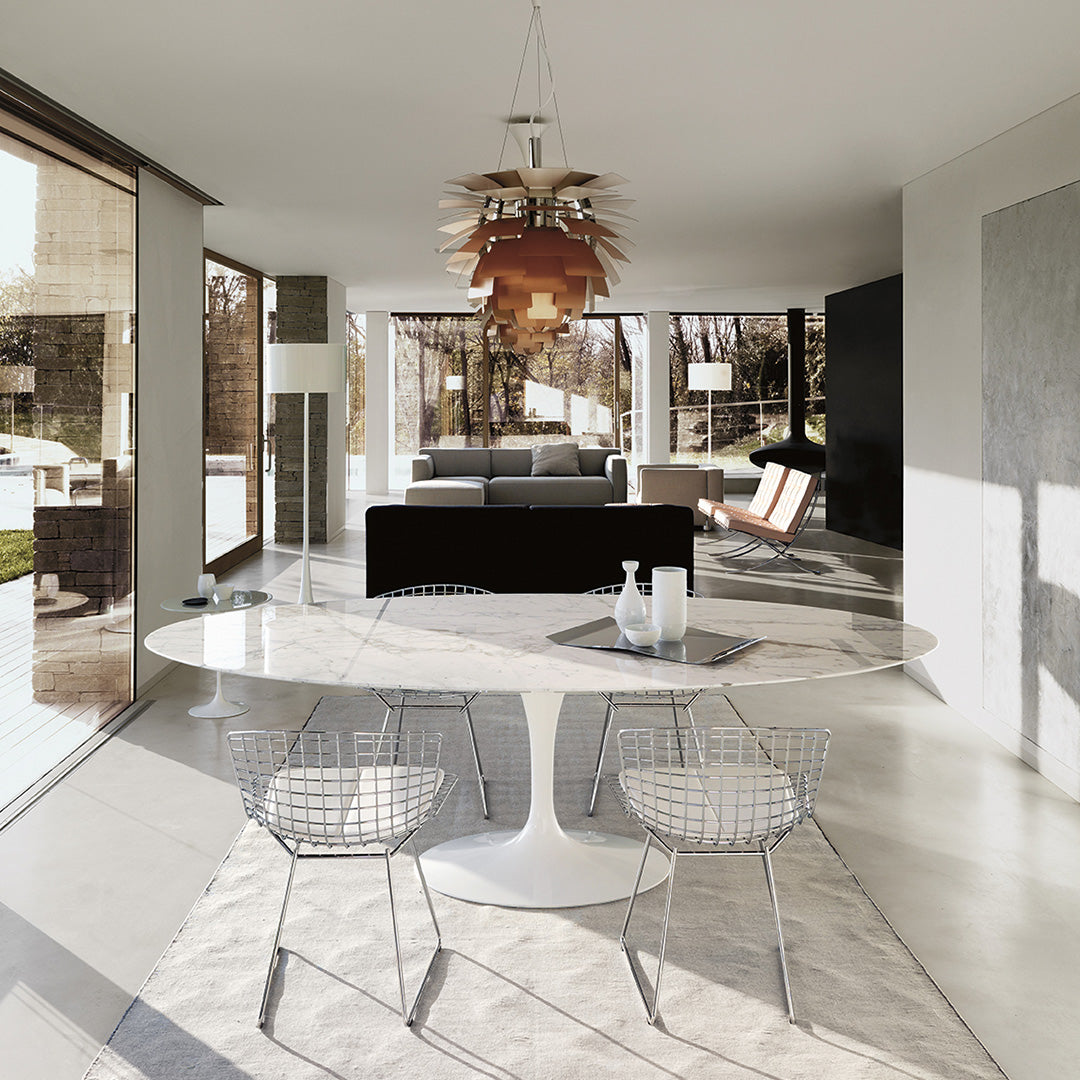 Knoll Saarinen Dining Table White Base and marble top
