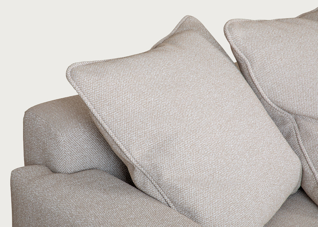 Torrington Loveseat