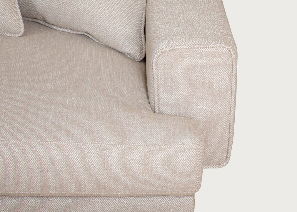 Torrington Loveseat