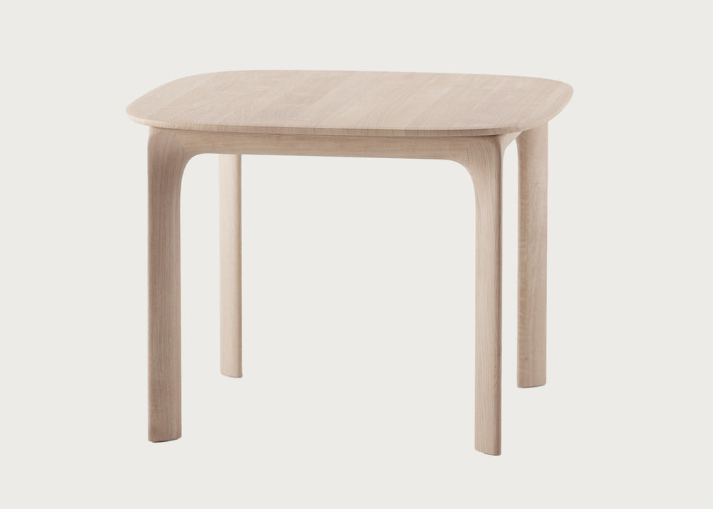 Fin Extending Table Square
