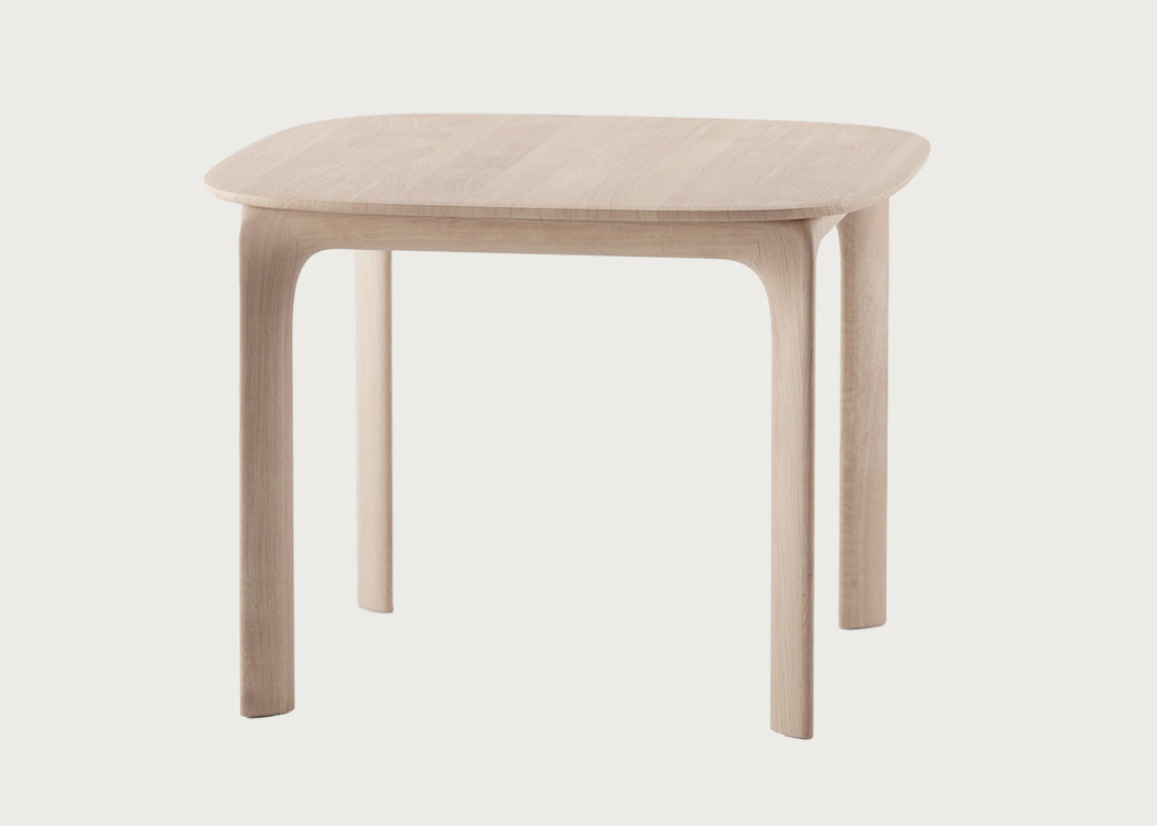 Fin Extending Table Square