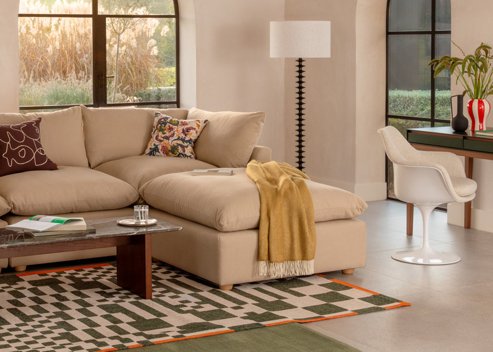 Astrid Ottoman