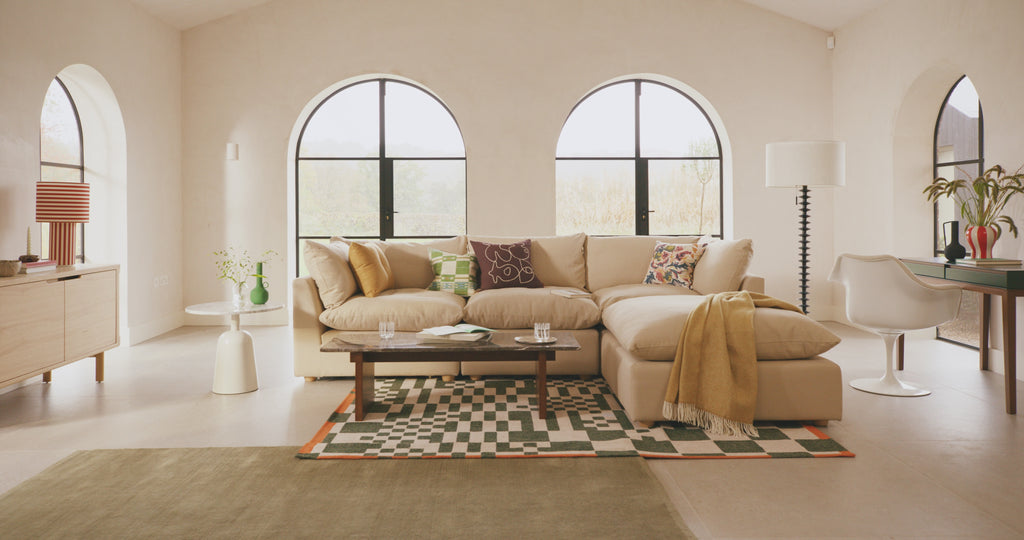 Astrid Ottoman