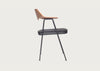 675 Chair Walnut / Black / Black Leather