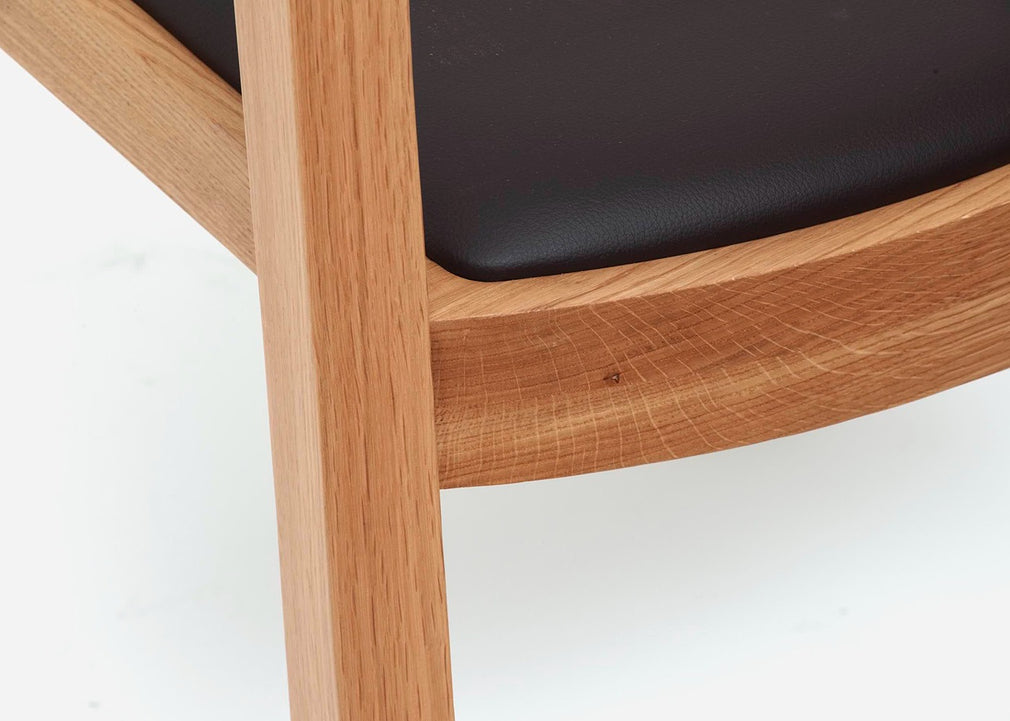 Profile Chair Oak & Brown