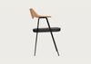 675 Chair Oak / Black / Black Leather