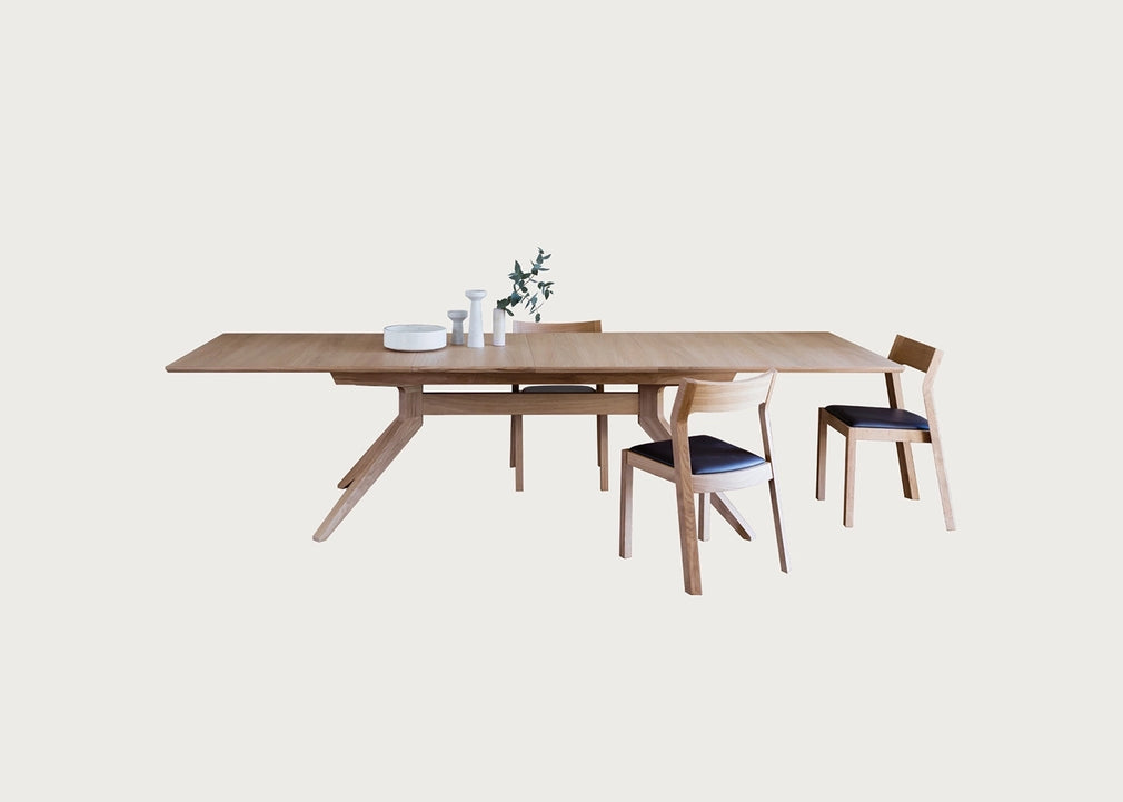 Cross Extending Dining Table Oak