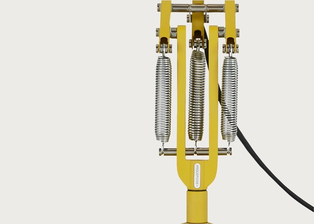 Type 75 Desk Lamp Margaret Howell Yellow