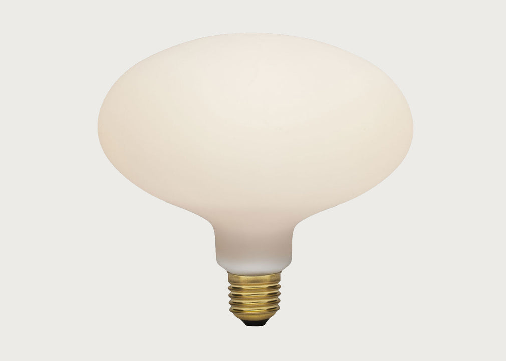 Oval Porcelain Bulb 6W E27 LED