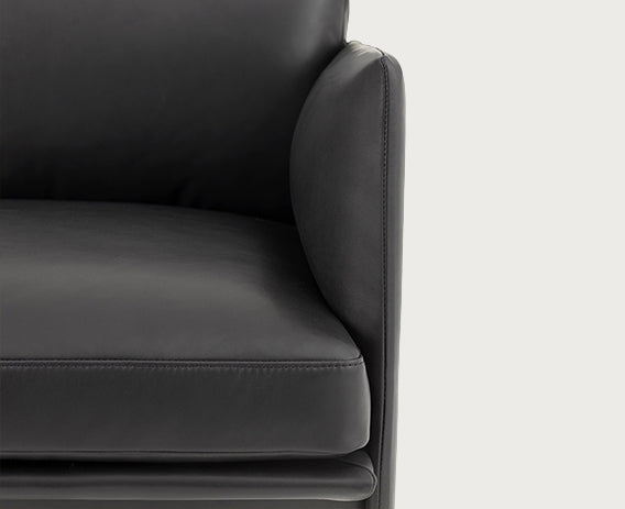 Outline 2 Seater Sofa Refine Leather Black / Black