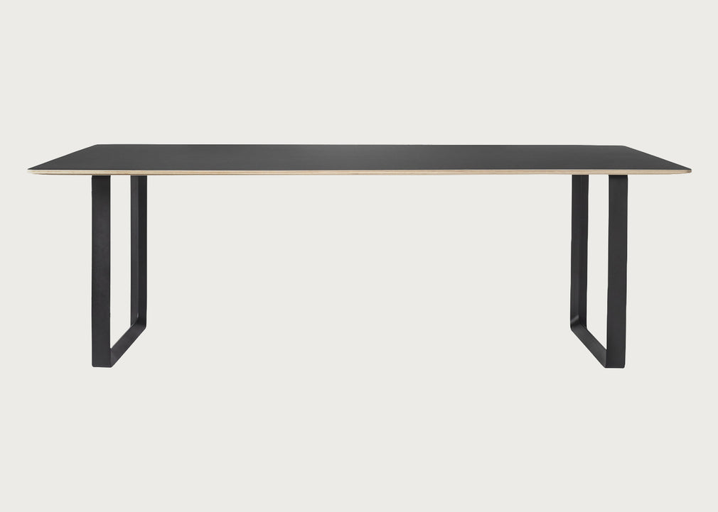 70/70 Table Black / 225 x 90cm / Black