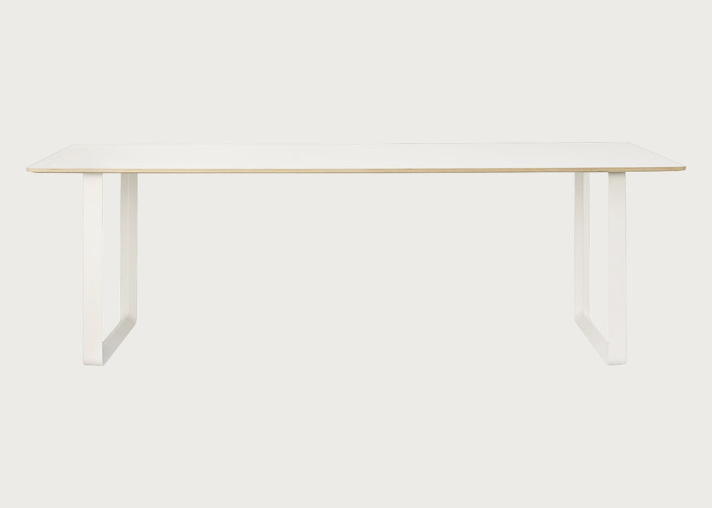 70/70 Table White / 225 x 90cm / White