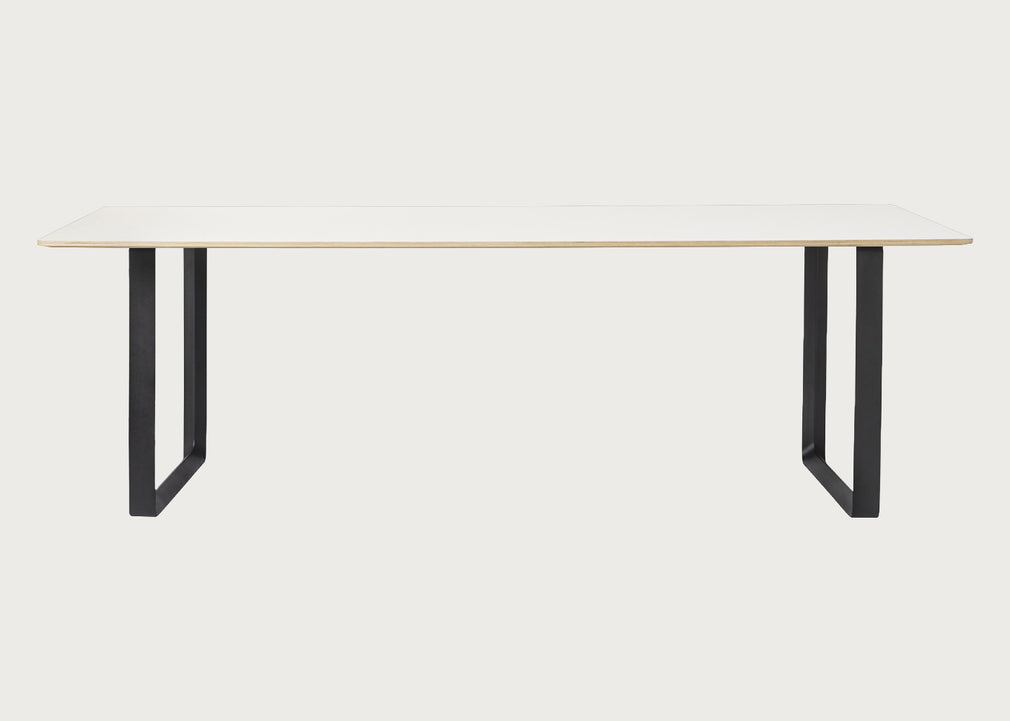 70/70 Table White / 225 x 90cm / Black