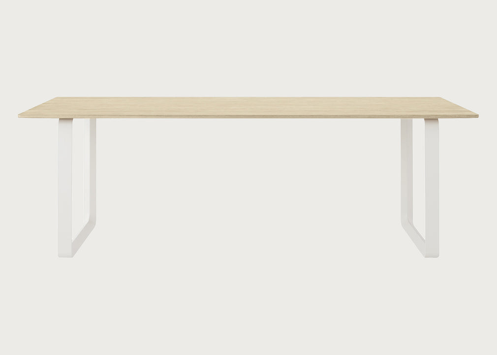 70/70 Table Oak / 225 x 90cm / White