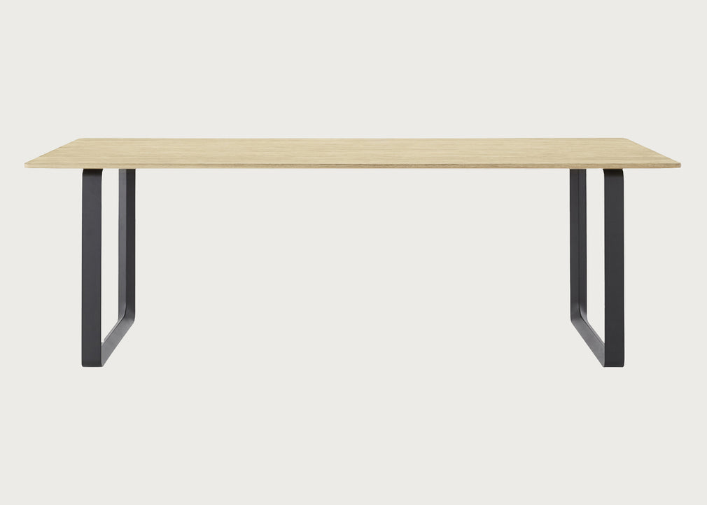 70/70 Table Oak / 225 x 90cm / Black