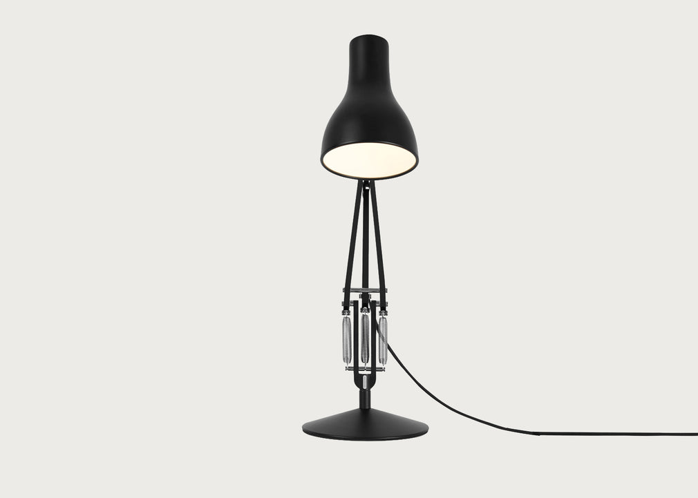 Type 75 Desk Lamp Jet Black