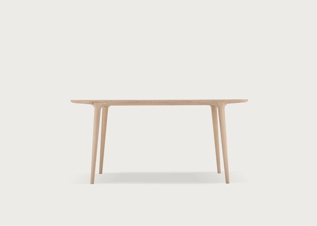 Fawn Dining Table White Oiled Oak / 160cm x 90cm