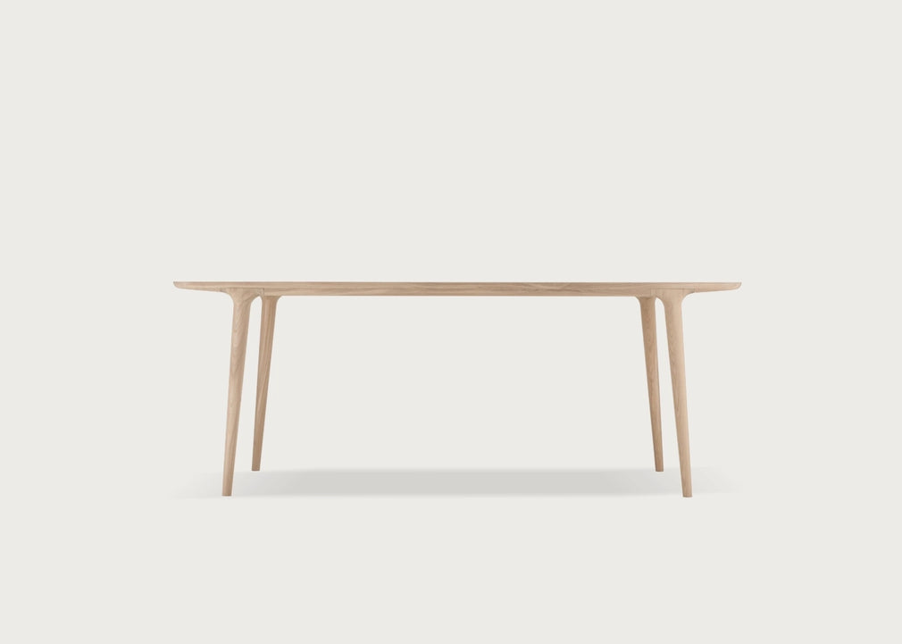 Fawn Dining Table White Oiled Oak / 200cm x 90cm