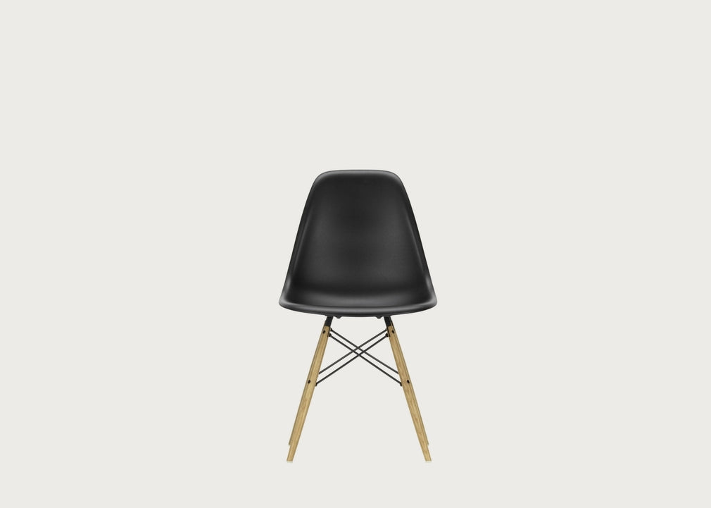 Eames Plastic Side Chair RE DSW Deep Black / DSW Ash Honey