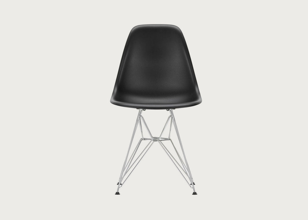Eames Plastic Side Chair RE DSR Deep Black / Chrome