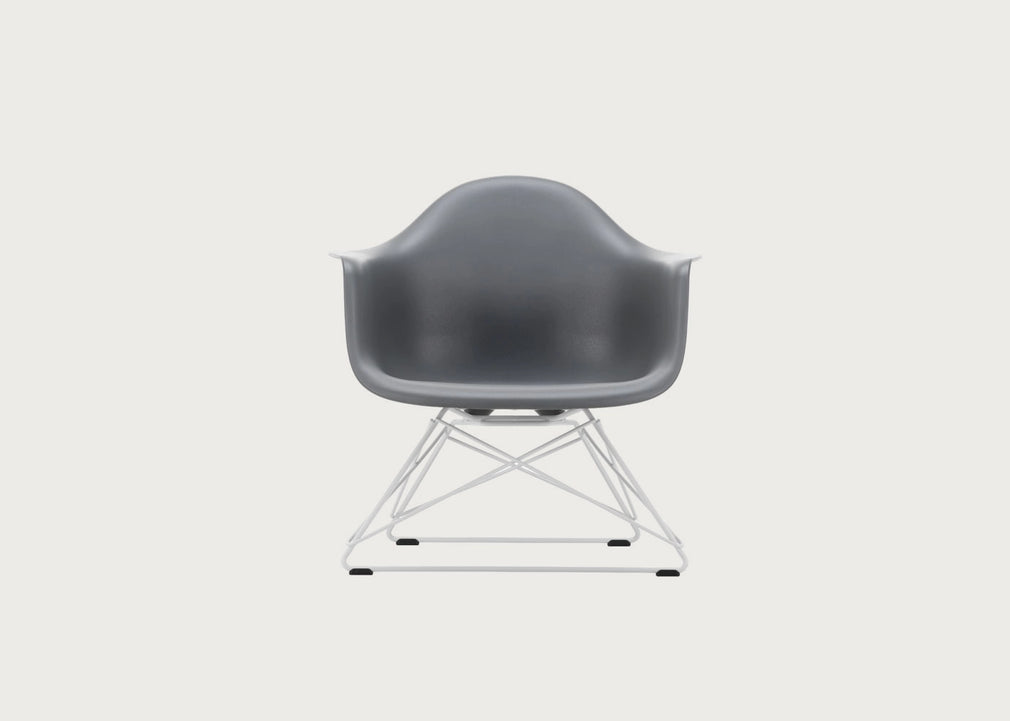 Eames Plastic Armchair RE LAR Granite Grey / LAR White Powder