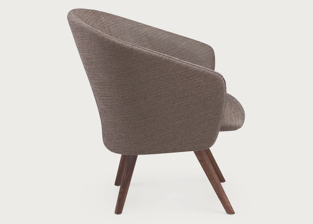 Saia Lounge Chair Kvadrat Fuse 351