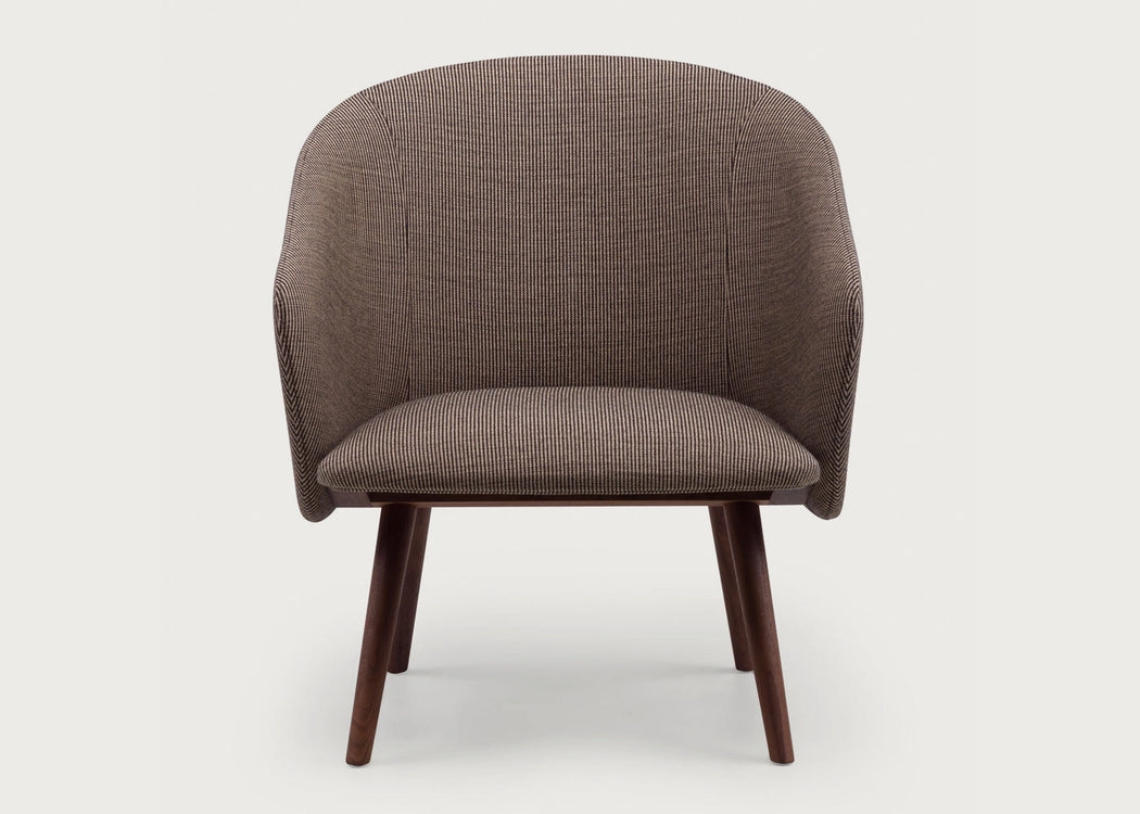 Saia Lounge Chair Kvadrat Fuse 351