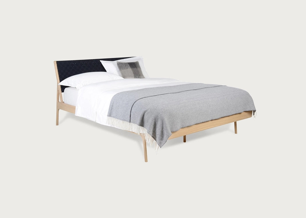 Fawn Bed in Oak and Black Cotton Webbing Super King