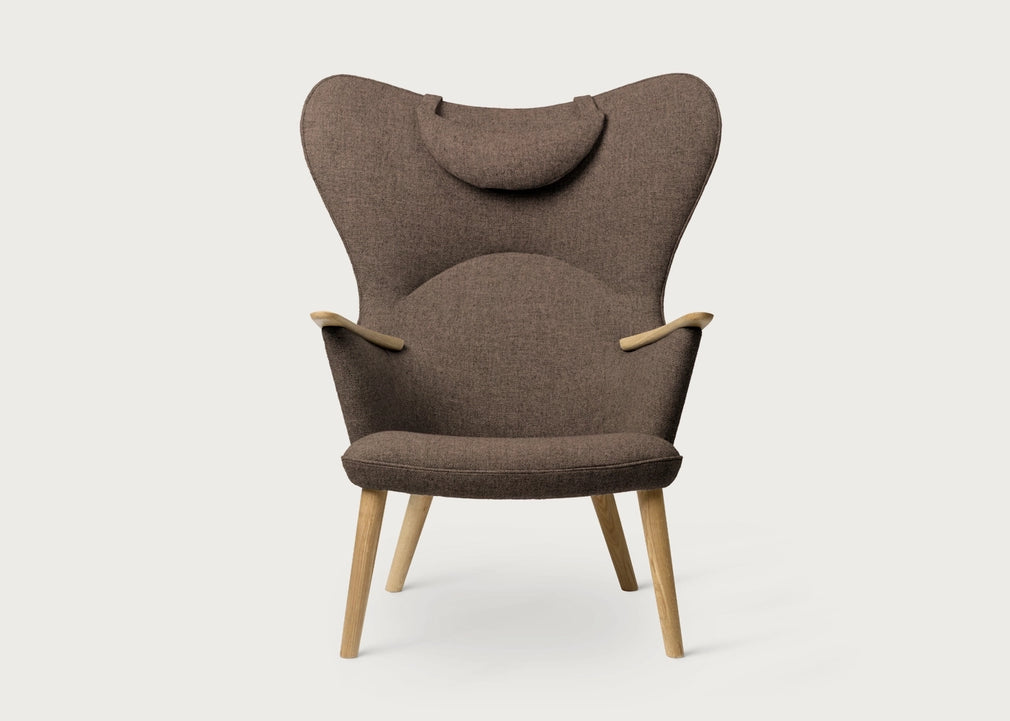 CH78 Mama Bear Lounge Chair Kvadrat Fiord Brown 271