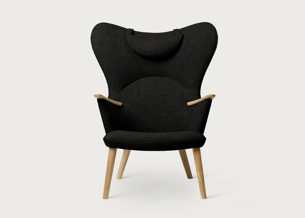 CH78 Mama Bear Lounge Chair Kvadrat Fiord Black 991