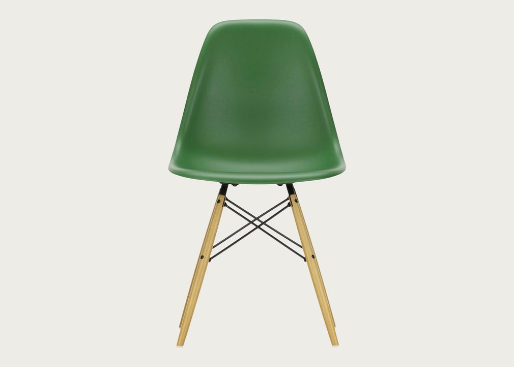 Eames Plastic Side Chair RE DSW Emerald / DSW Golden Maple