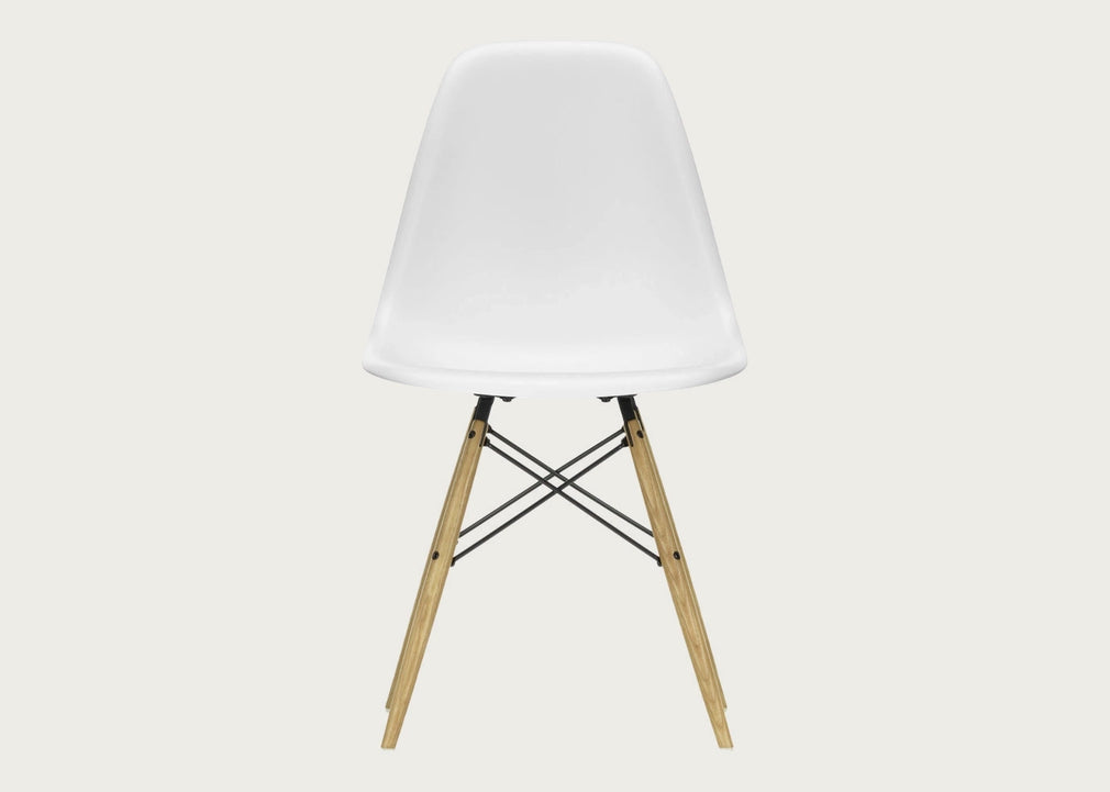 Eames Plastic Side Chair RE DSW Cotton White / DSW Ash Honey