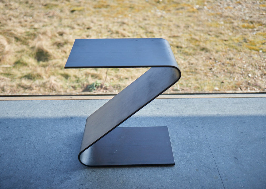 Kvara Side Table