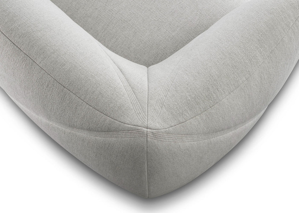 Vela Sofa