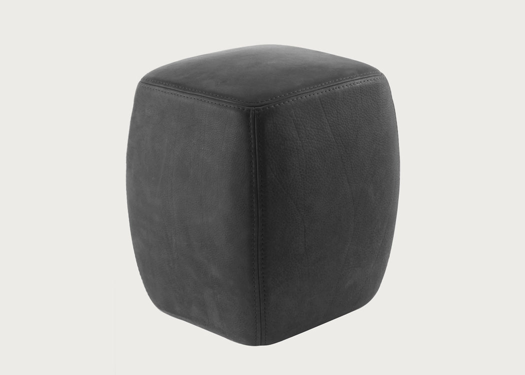 Betty Pouf Black