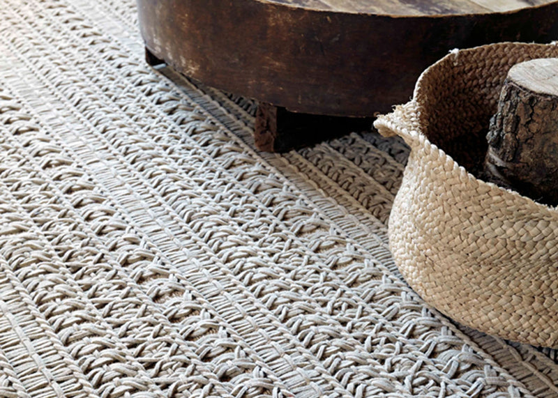 Knotwork Rug 170cm x 240cm