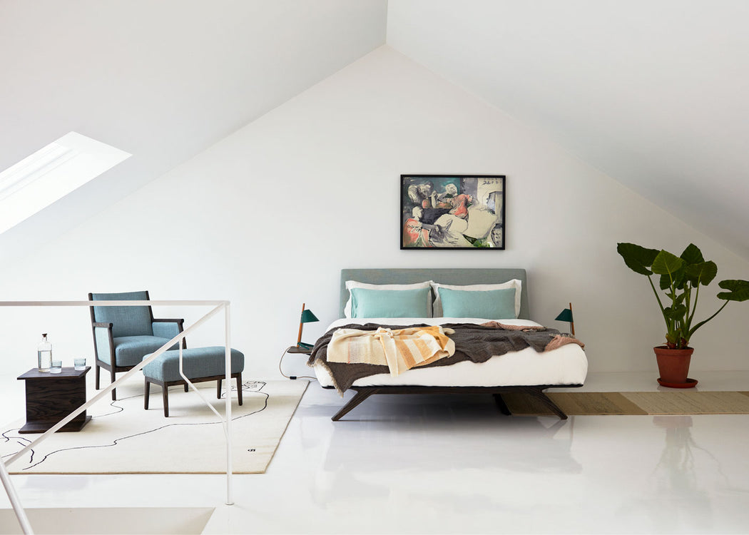 Hepburn Bed King / Kvadrat Vidar Dark Green