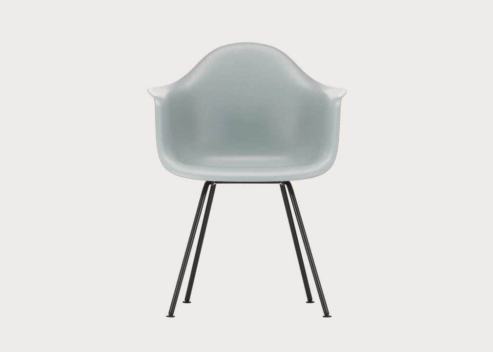 Eames Plastic Armchair RE DAX Ice Grey / Dax Basic Dark Powder