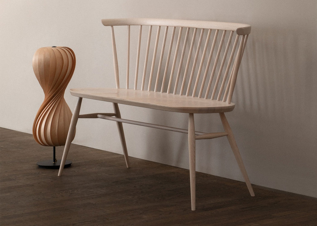 Loveseat Whitened Ash