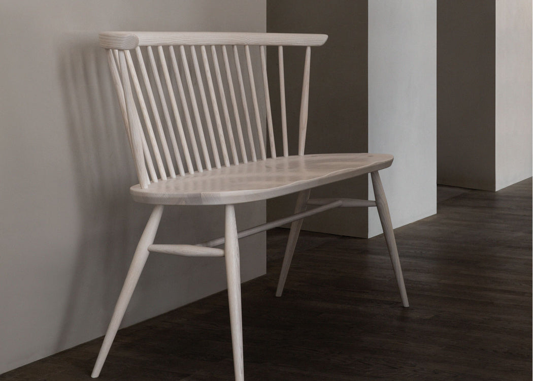 Loveseat Whitened Ash