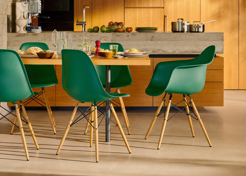 Eames DAW Armchair RE Ice Grey / DAW Dark Maple