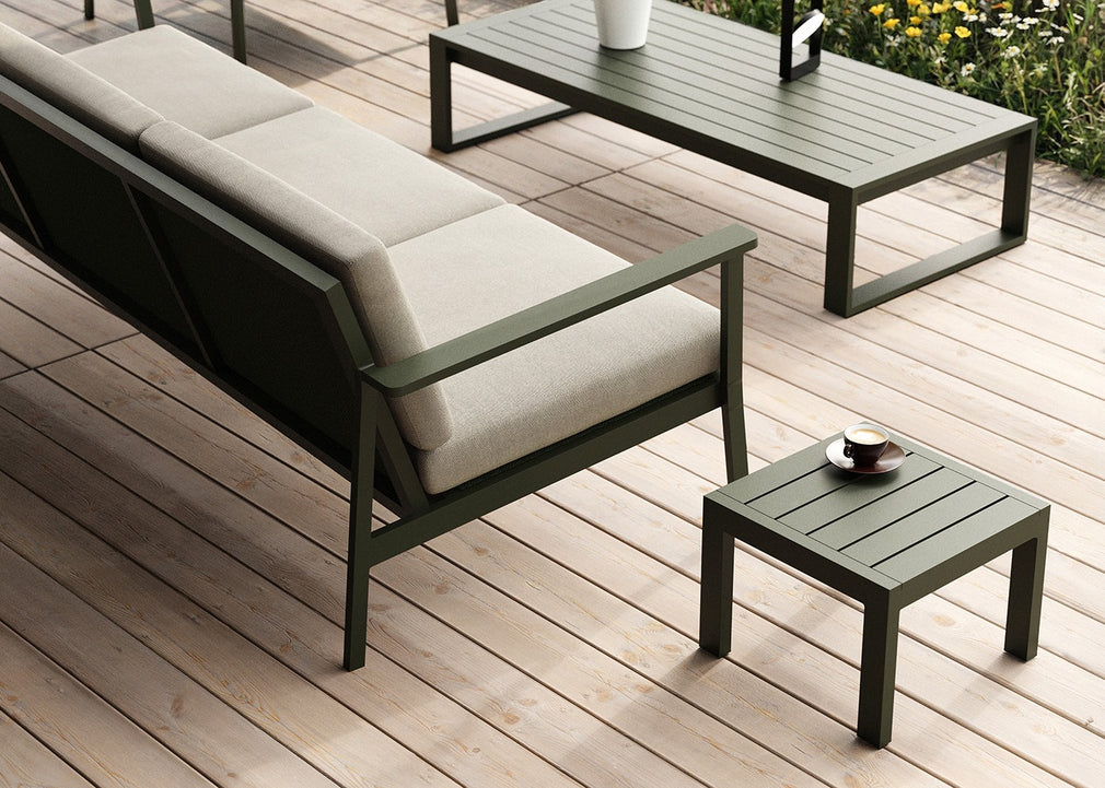 Eos Outdoor Side Table Black