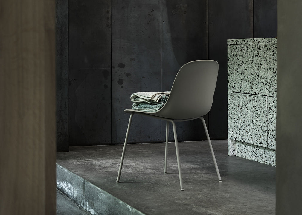 Fiber Side Chair Tube Base Black