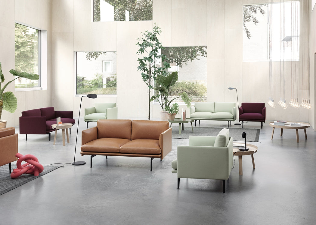 Outline 2 Seater Sofa Kvadrat Remix Dark Grey 163 / Black