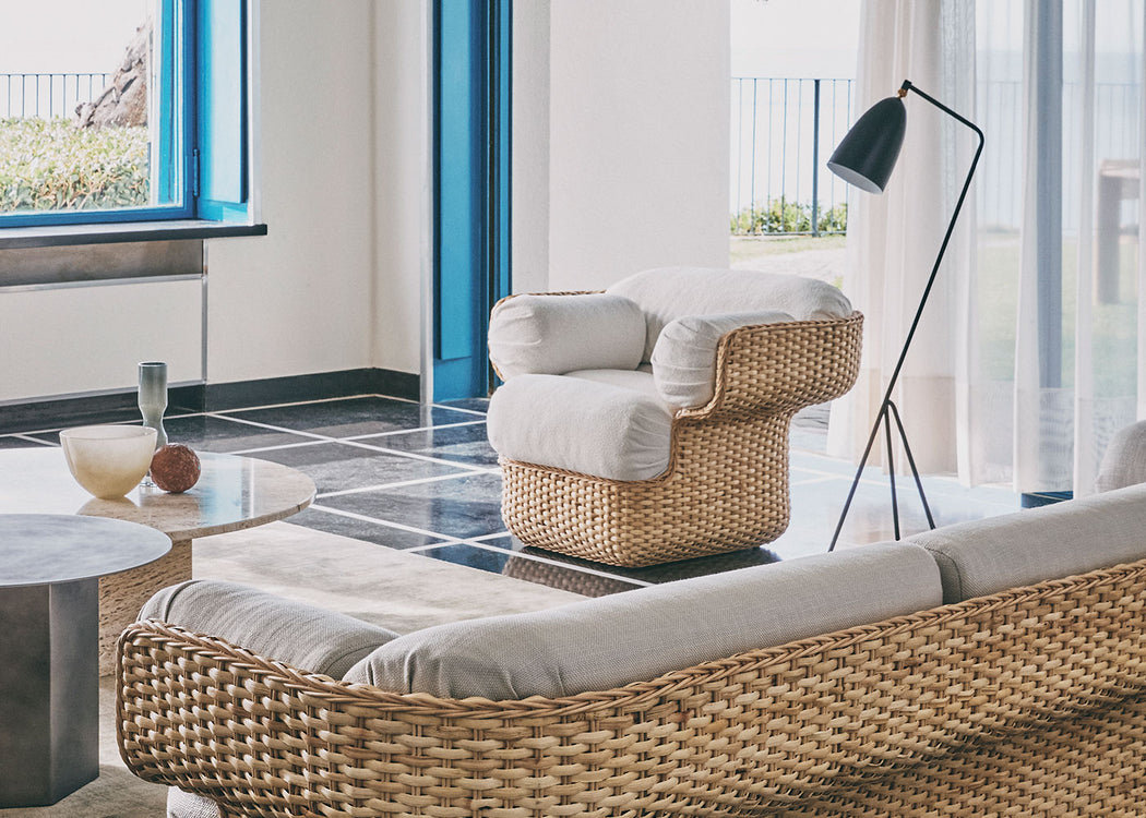 Gräshoppa Floor Lamp Semi Matt Black