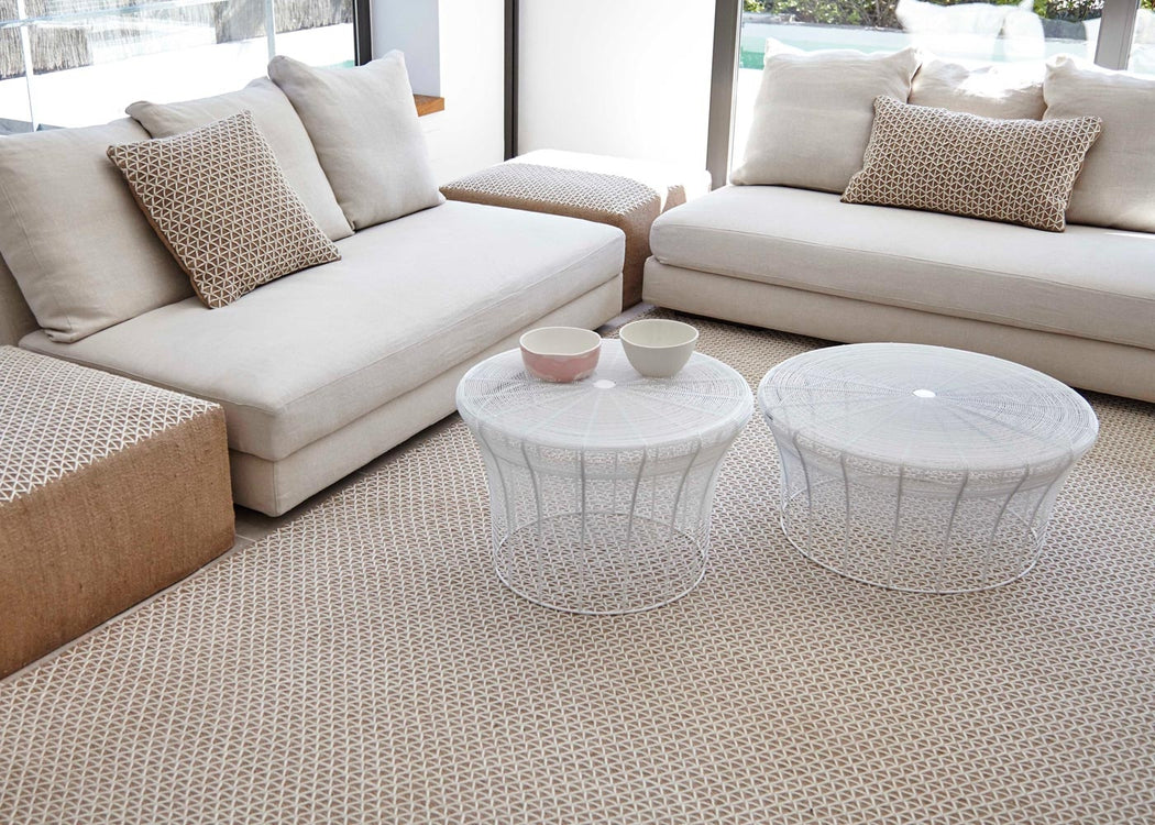 Raw Rug White 170cm x 240cm